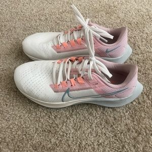 Nike Air Zoom Pegasus 38